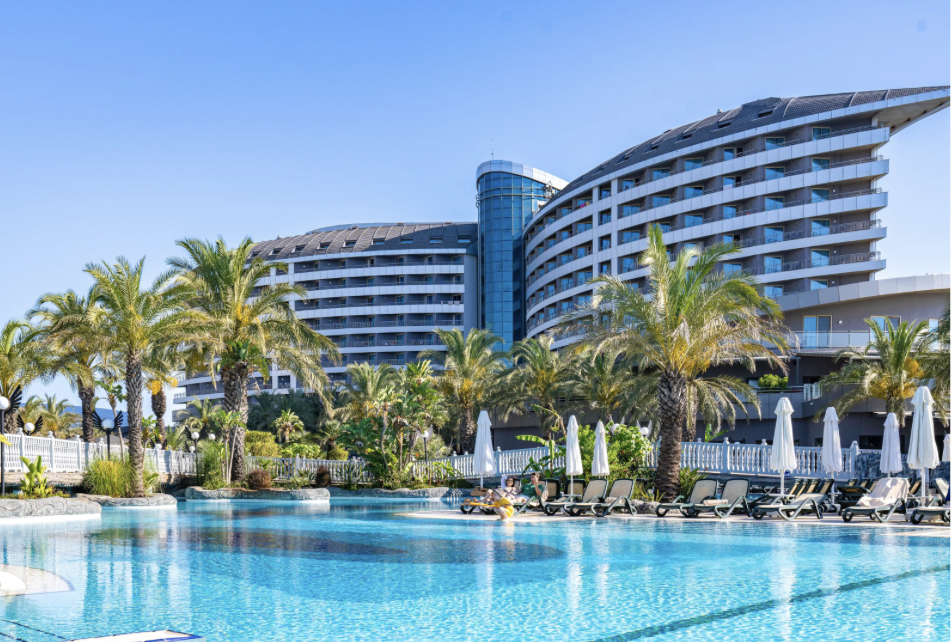 Antalya Royal Wings